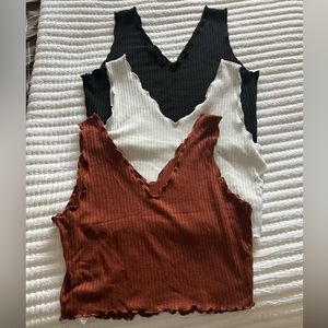 Bundle of crop tanks